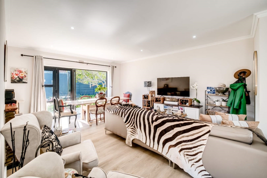 4 Bedroom Property for Sale in Kirstenhof Western Cape